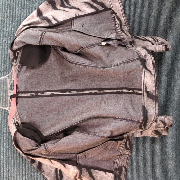 White House Black Market Animal Print Moto Jacket - Picture 13 of 16